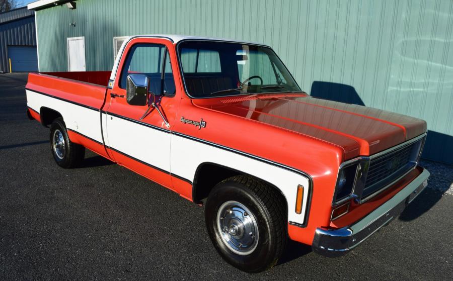  Chevrolet C10 Cheyenne Super 1974 года  (фото 21 из 365)